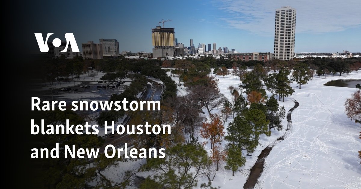 Rare snowstorm blankets Houston and New Orleans
